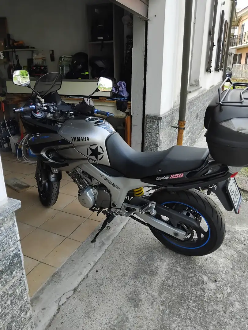 Yamaha TDM 850 Argintiu - 2