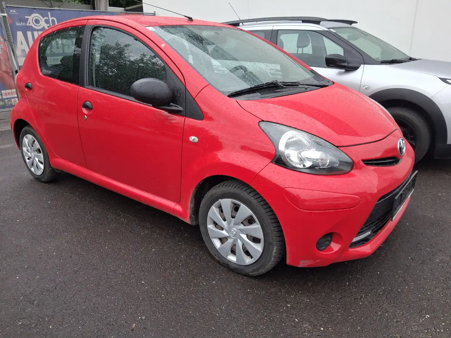 Toyota Aygo Aygo 1,0 VVT-i Young Young Rot - 2