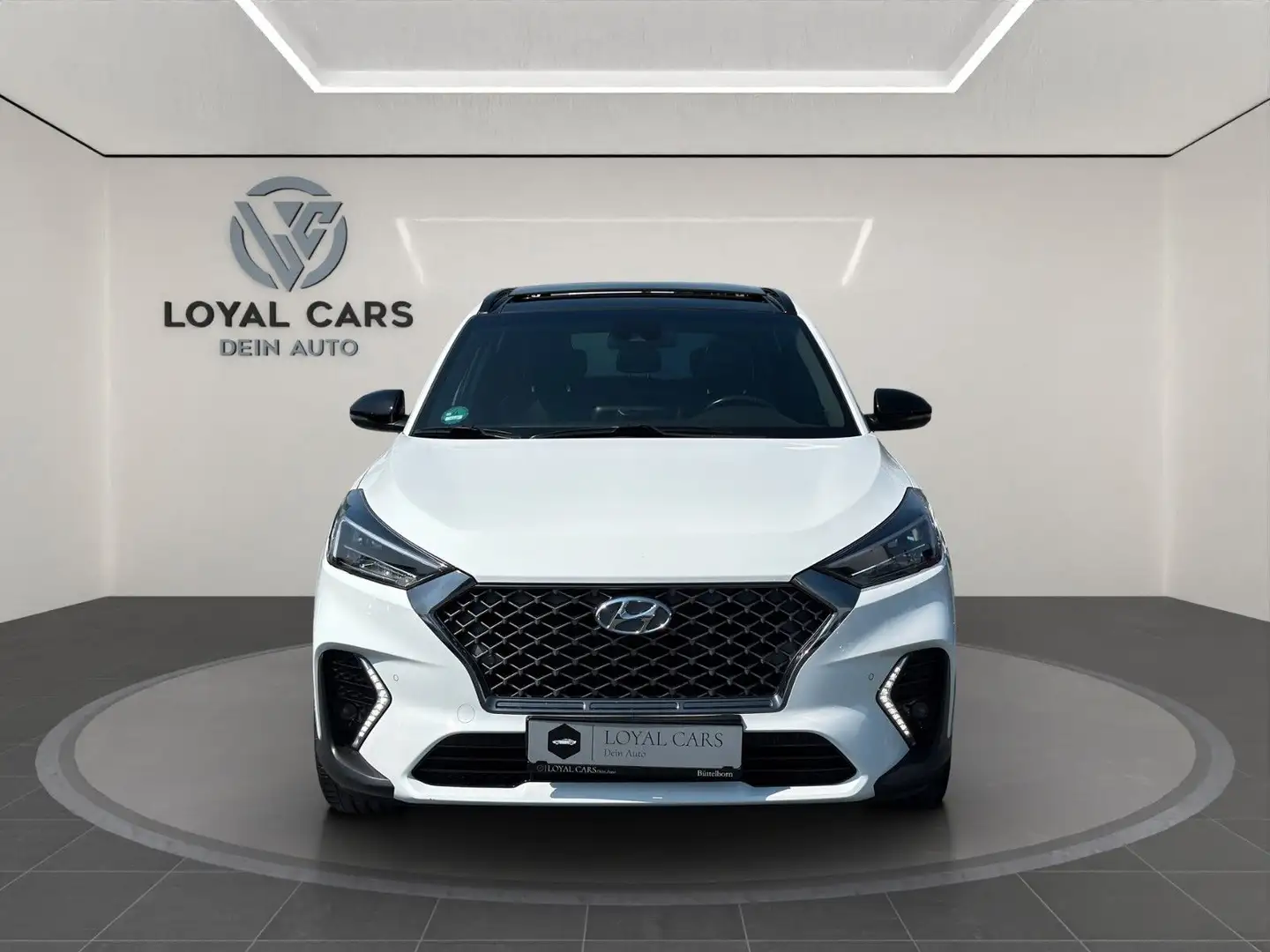 Hyundai TUCSON N Line 2WD*PANO*KAMERA*LED*NAVI*Carplay* Weiß - 2