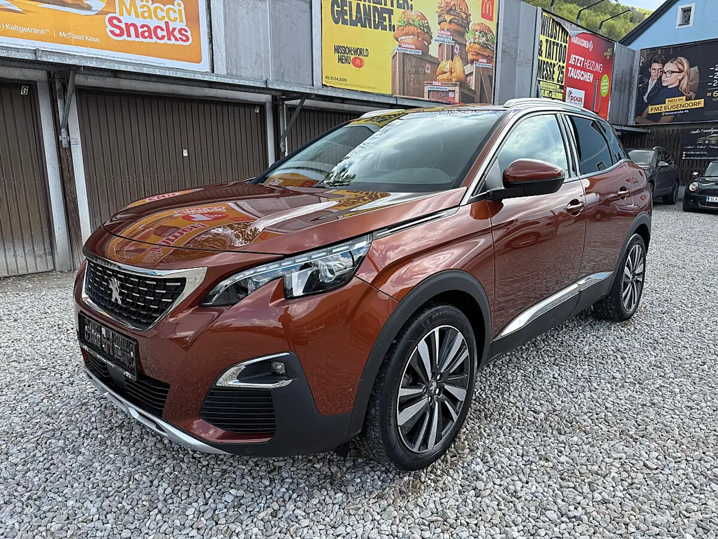 Peugeot 3008 1,2 PureTech 130 S&S Allure Braun - 1
