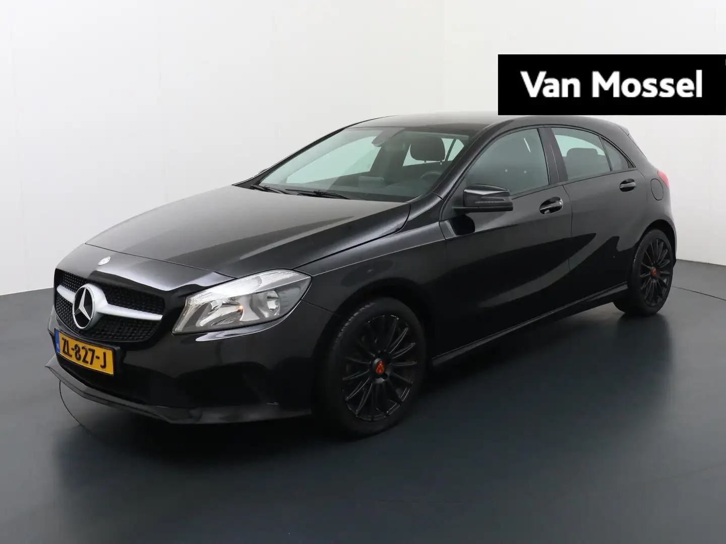 Mercedes-Benz A 160 CDI | Navigatie | LM velgen | Parkeer sensoren Zwart - 1