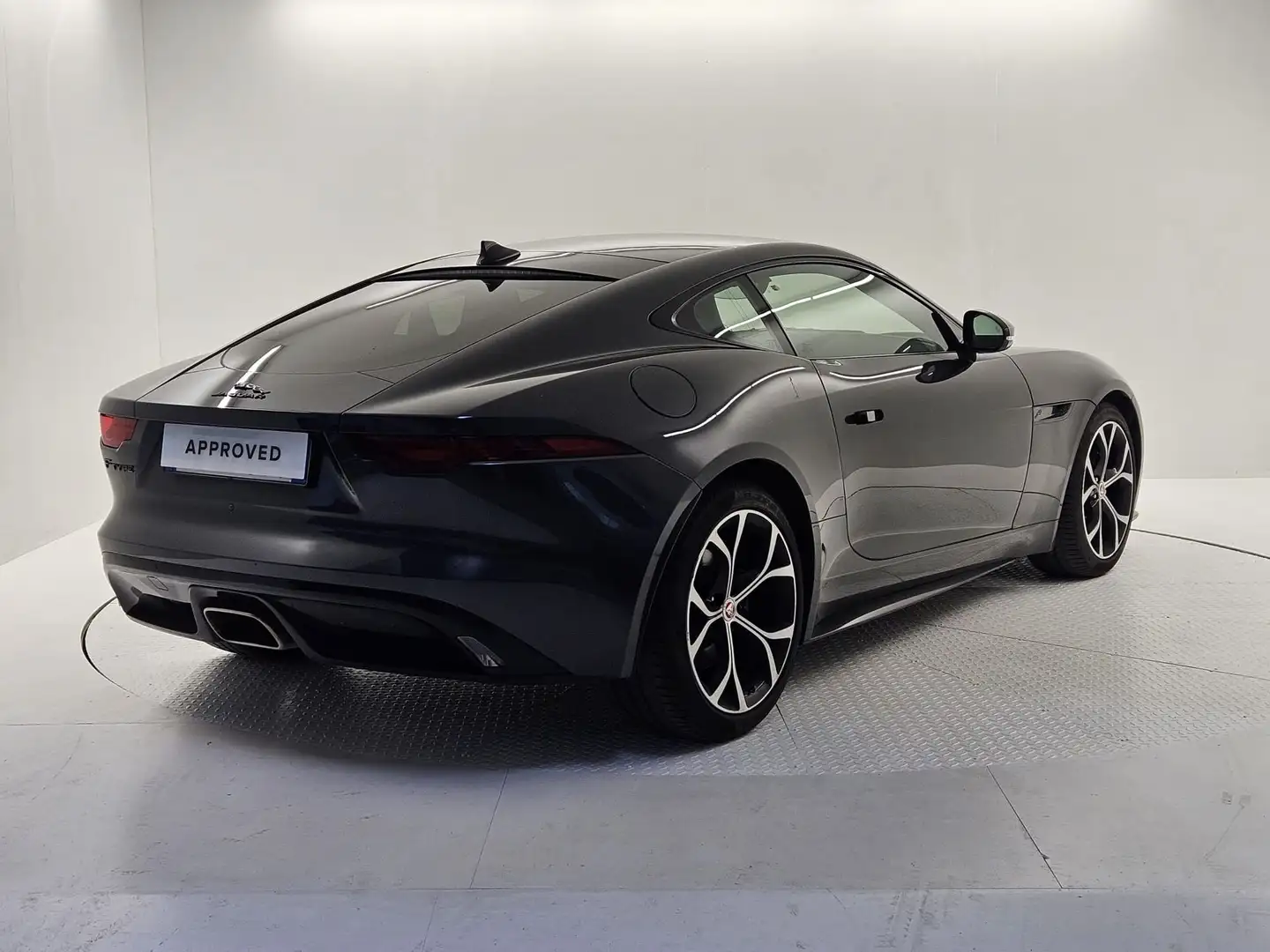 Jaguar F-Type F-Type 2.0 aut. Coupé R-Dynamic Gris - 2
