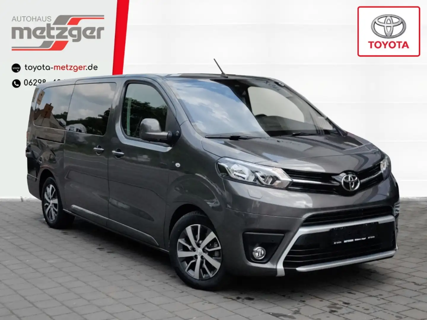 Toyota Proace Verso 2.0 Team D L2 Automatik +Navi Grau - 1