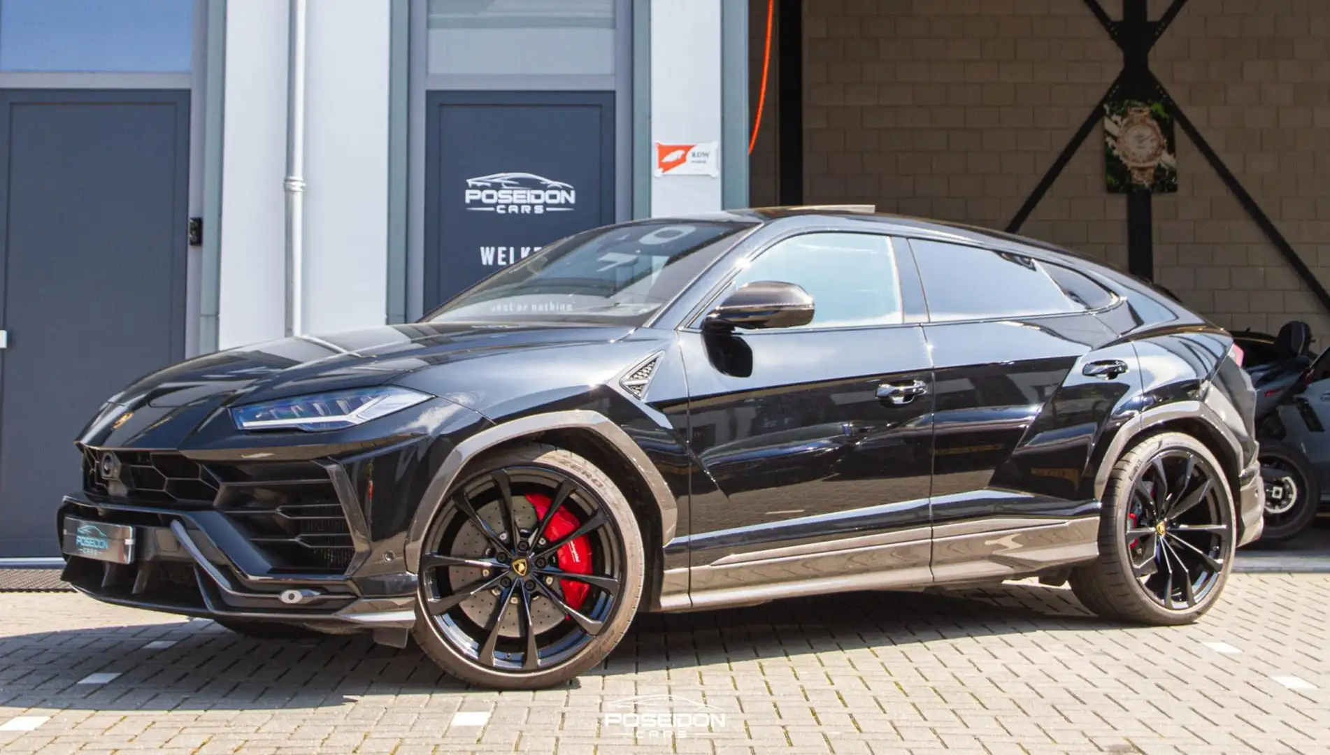 Lamborghini Urus 4.0 V8 CARBON | PANO | BTW | STOELVENTILATIE | B&O Zwart - 1