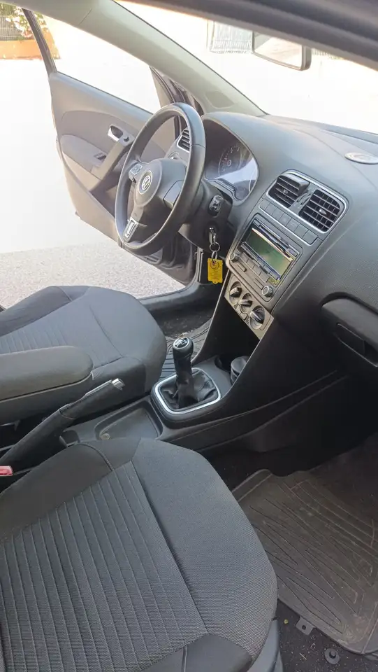 Volkswagen Polo Citadine 5 portes — photo 9