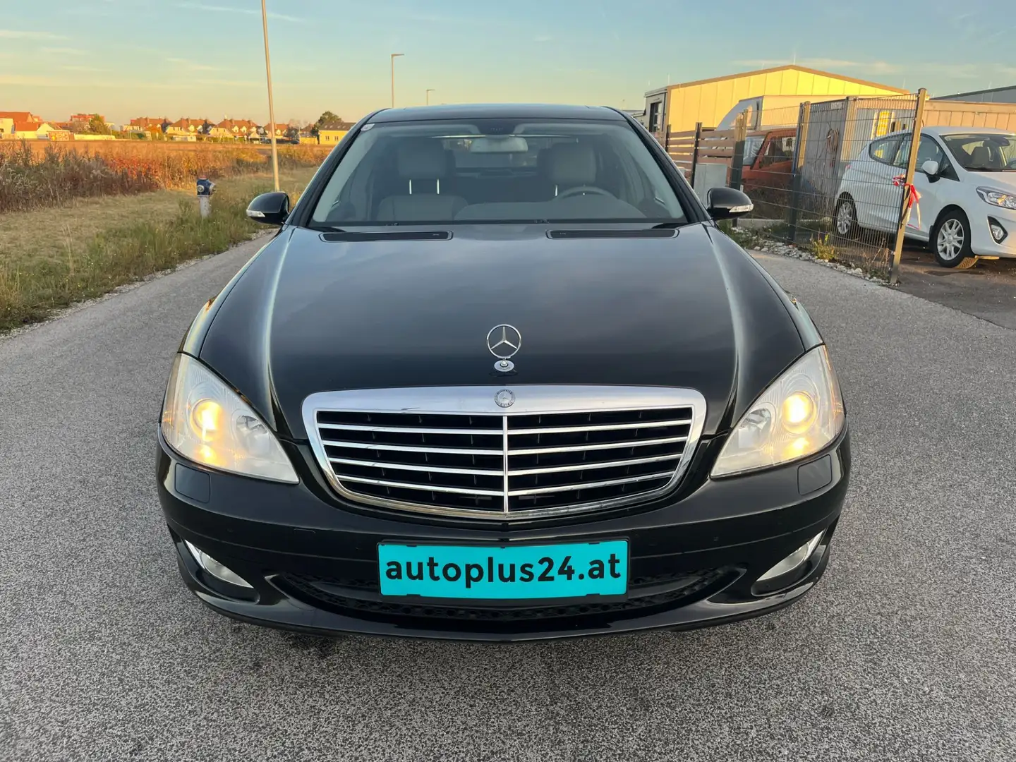 Mercedes-Benz S 350 lang Aut. Schwarz - 2