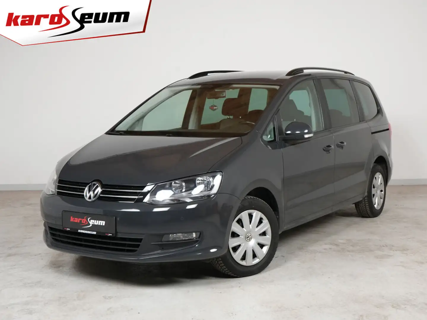 Volkswagen Sharan Trendline 2.0 *SHZ*TEMPO*3ZONE*PDC*USB* siva - 1