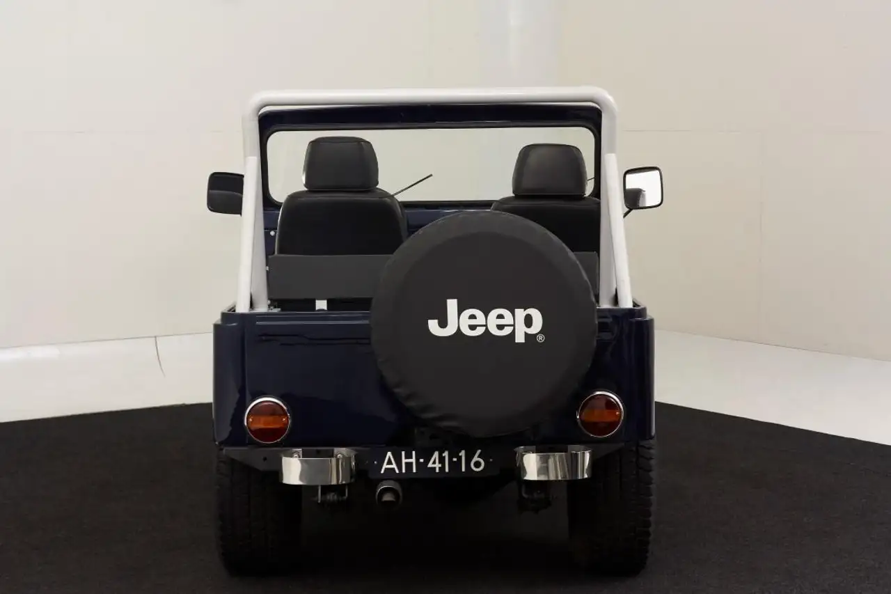 Jeep Nekaf Nieuwstaat/Belasting vrij, foto 3