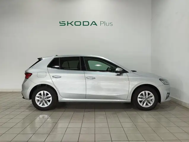 Skoda Fabia view 3