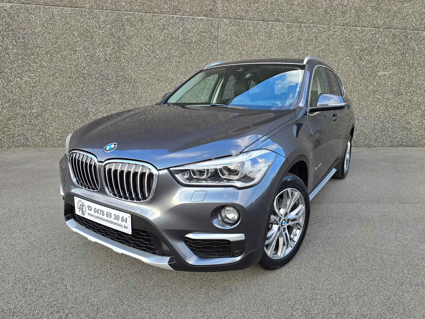 BMW X1 X1 sDrive18d Aut. xLine  AIRCO/GPS/PDC/CRUISE.. Gris - 1
