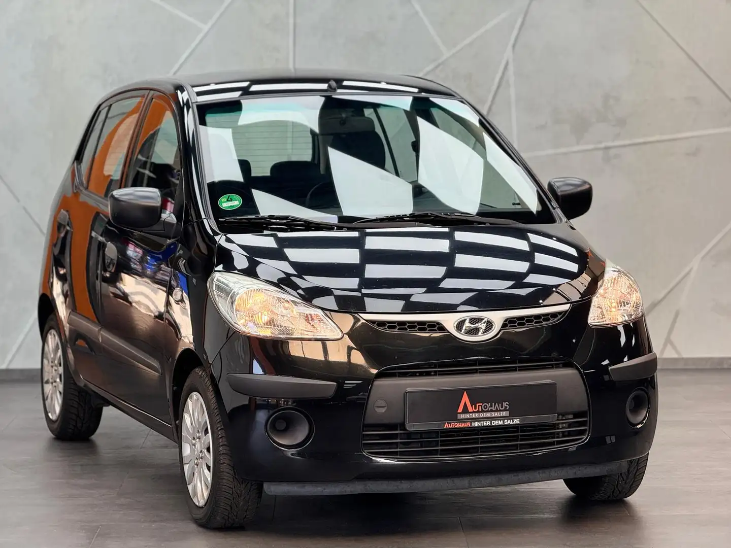 Hyundai i10 Classic 1.2|KLIMA|AUTOMATIK| Schwarz - 2