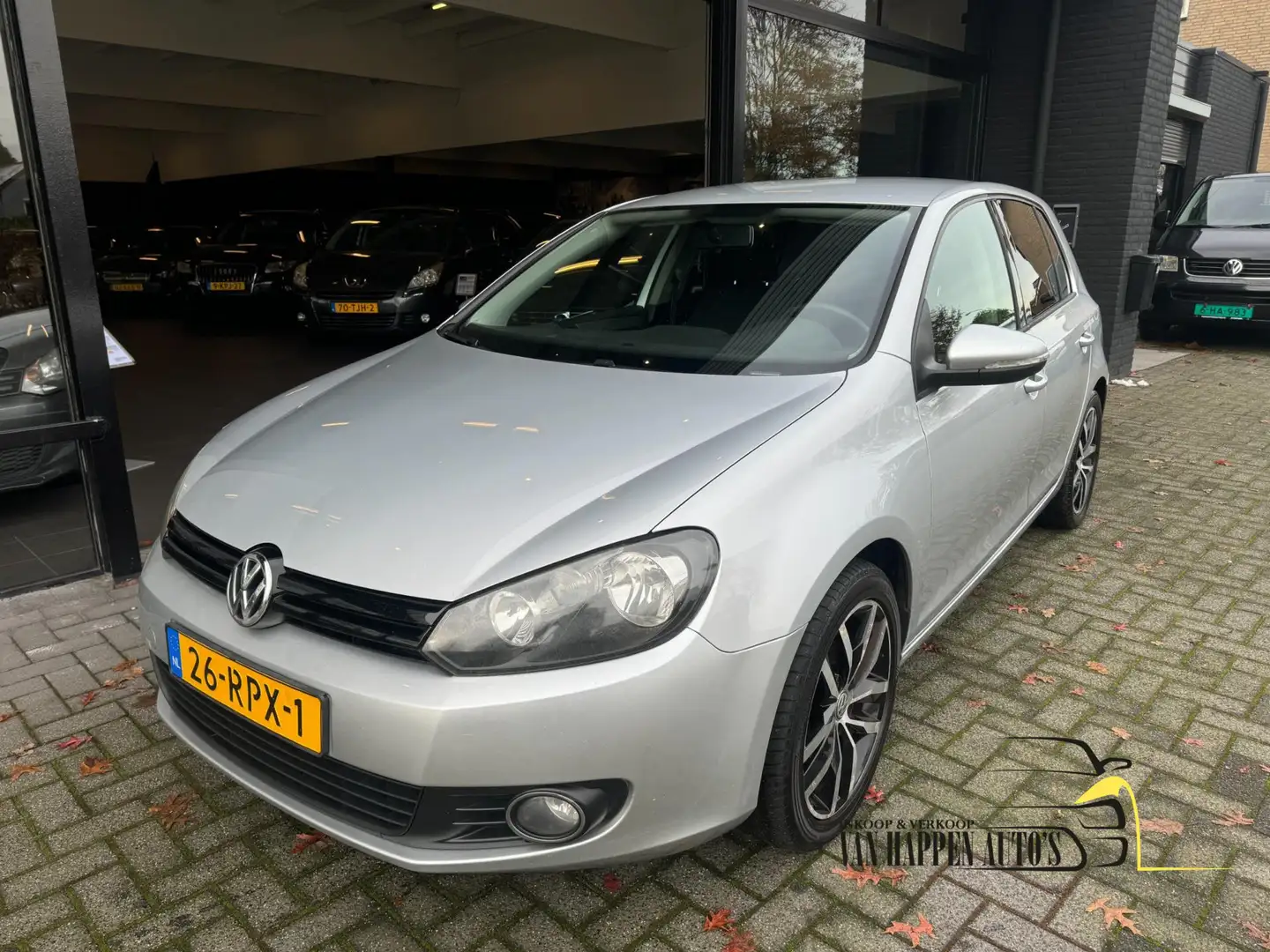 Volkswagen Golf 1.4 TSI Trendline / automaat / APK 1-2026 Grijs - 2