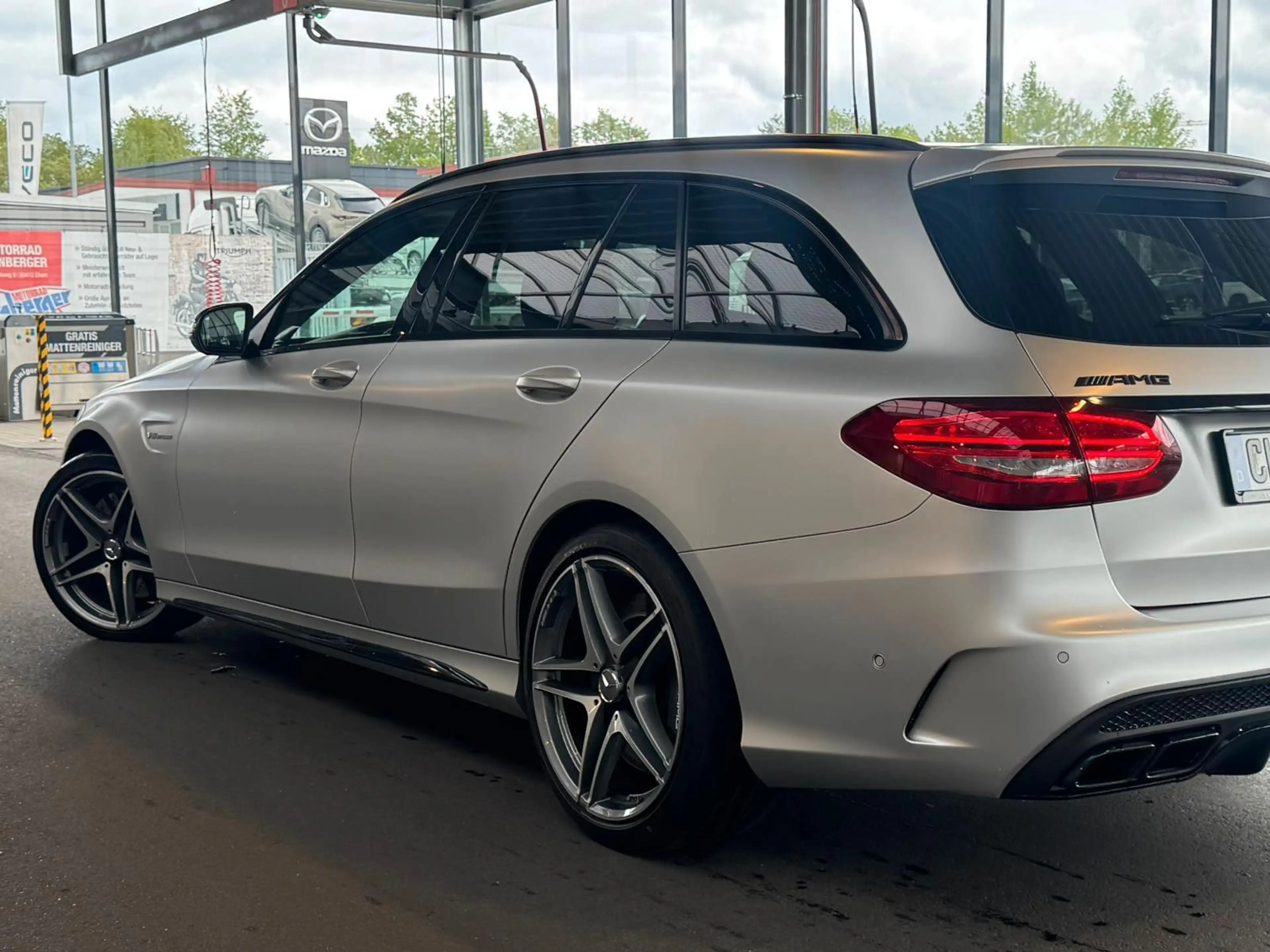 Mercedes-Benz C 63 AMG C63 T AMG BURMESTER LED AMG-ABGAS AMBIENTE AHK — photo 10