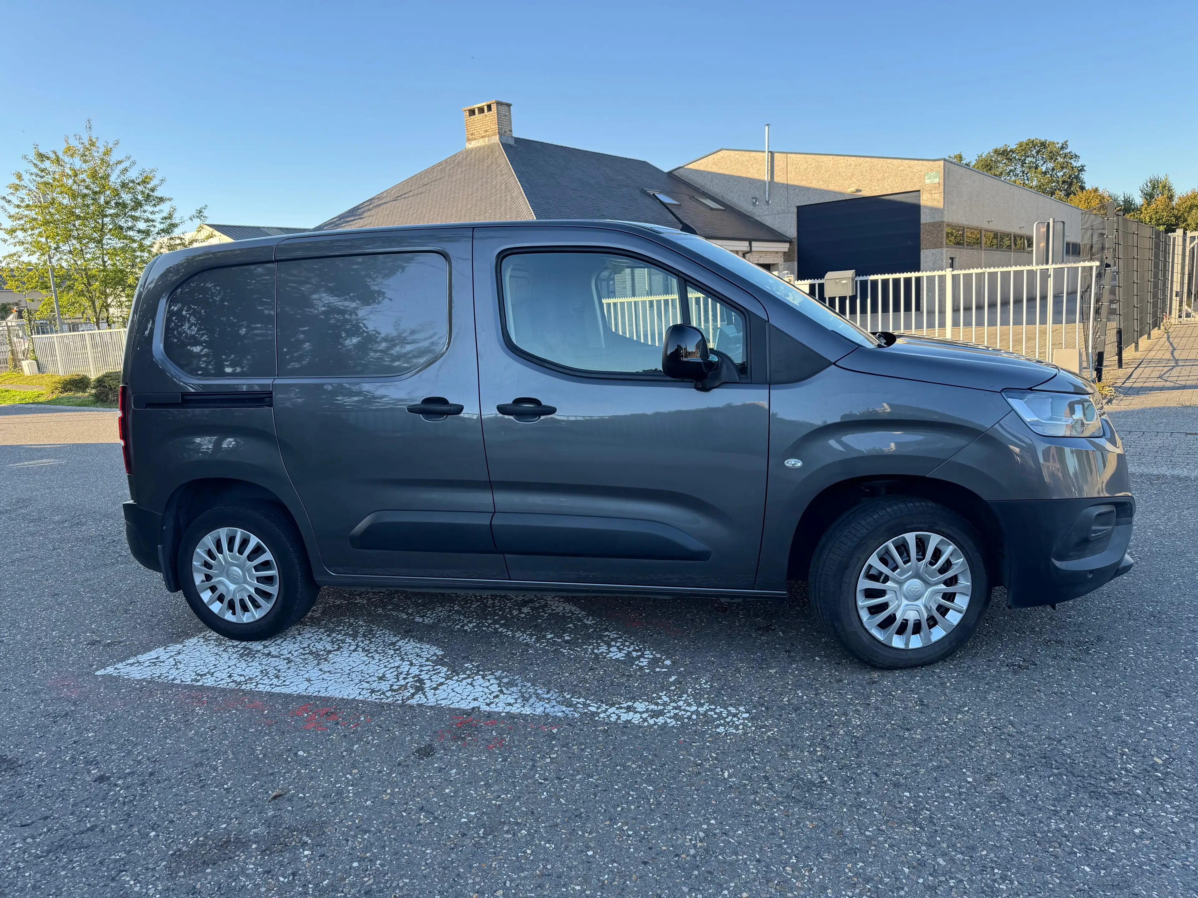 Toyota Proace City — photo 4