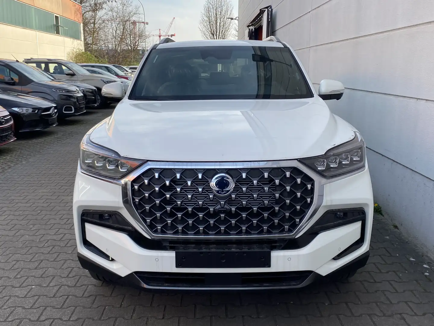 KGM Rexton 2,2 E-XDI 4WD 8AT MY25  Lux 3.5t AHL GSD ACC 360Ka Alb - 2