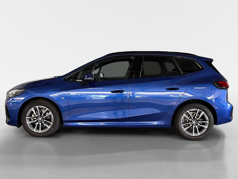 BMW 218 M Sport — photo 4