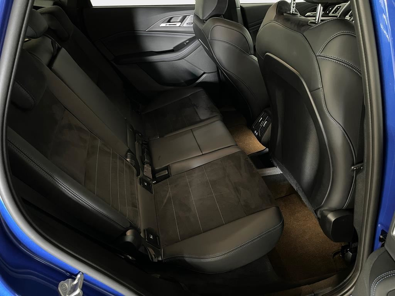 BMW 218 M Sport — photo 15
