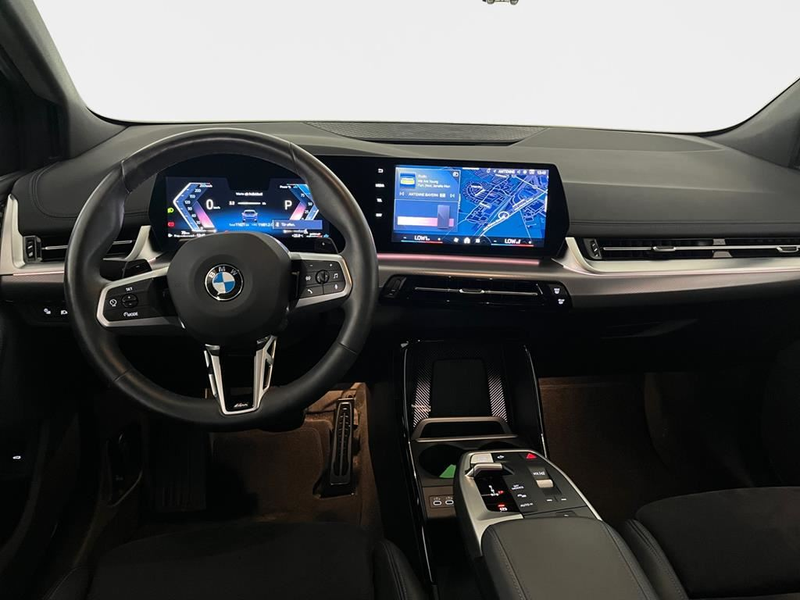 BMW 218 M Sport — photo 12
