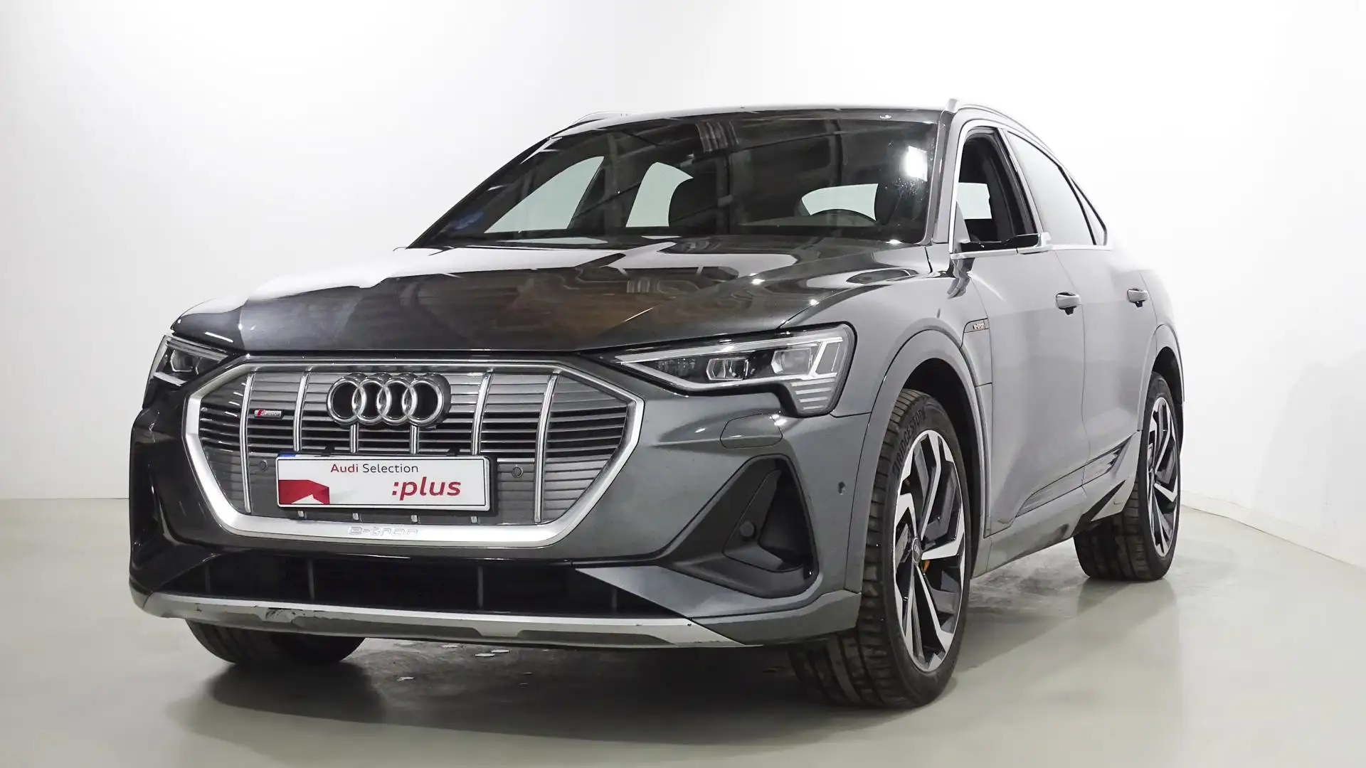 Audi e-tron Sportback 55 quattro S line Gris - 1