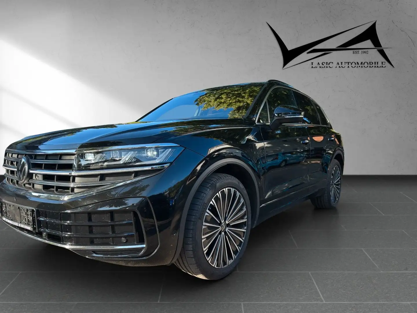 Volkswagen Touareg 3.0 TDI  4M Elegance Pano/STH/Luft Schwarz - 1