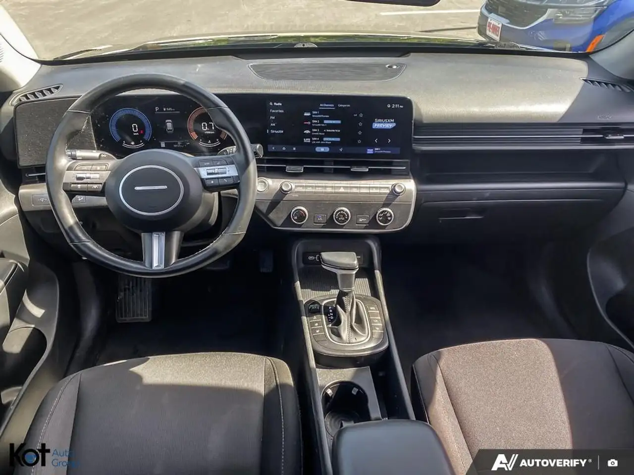 Hyundai KONA снимка Hyundai KONA