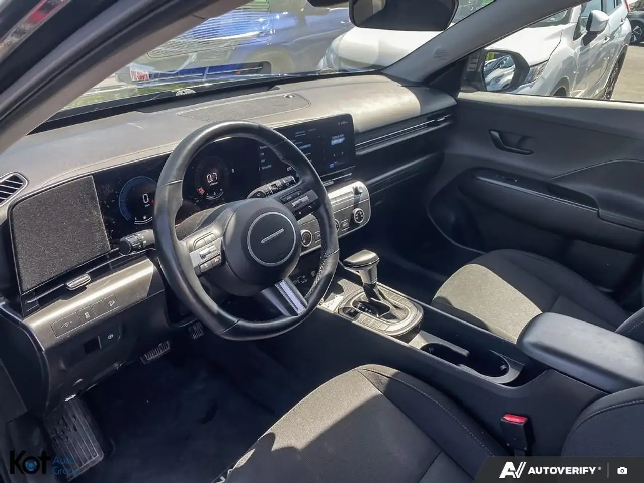 Hyundai KONA снимка Hyundai KONA