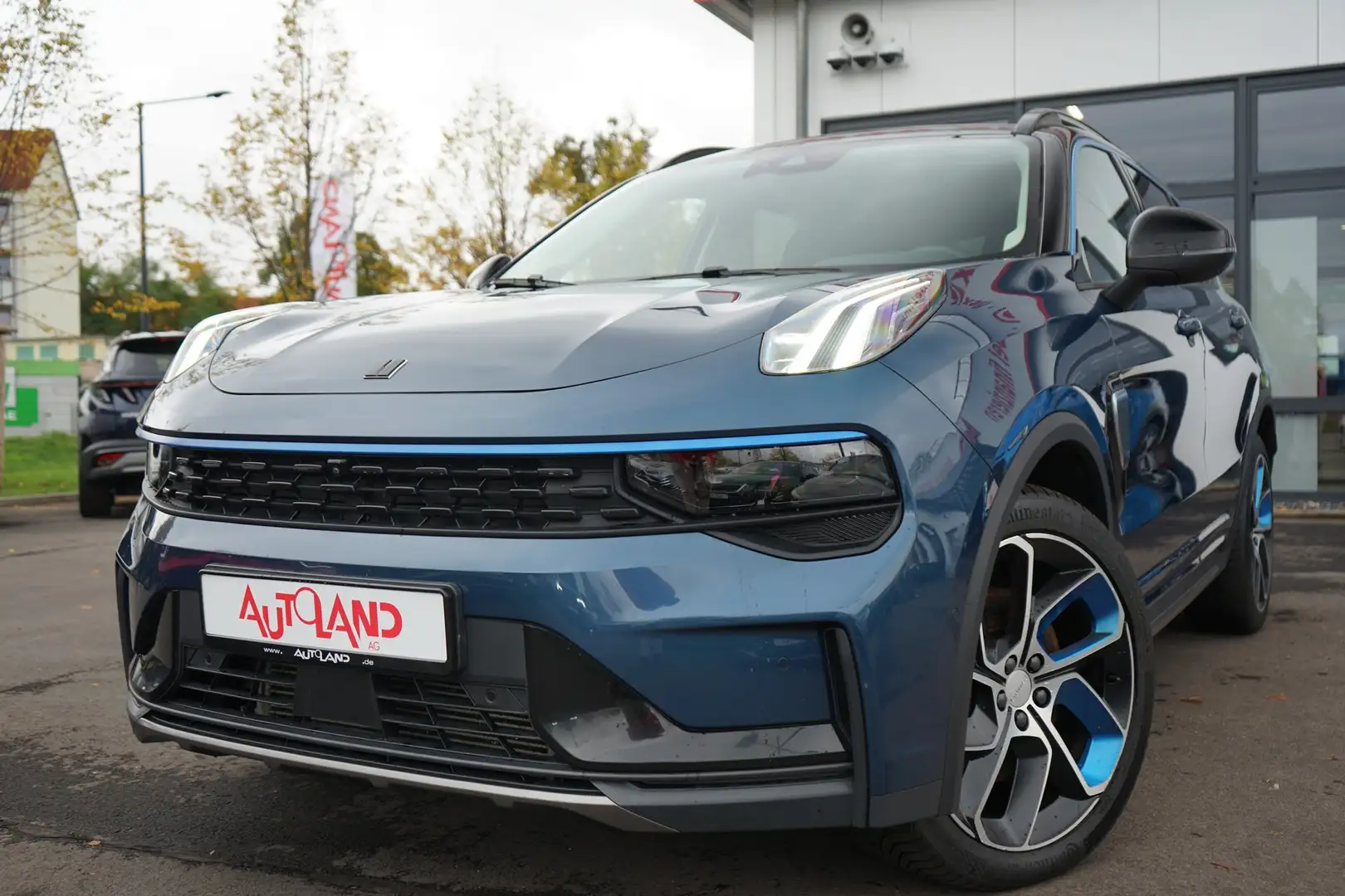 Lynk & Co 01 1.5 TD PHEV Aut. LED ACC 360° Pano Синий - 2