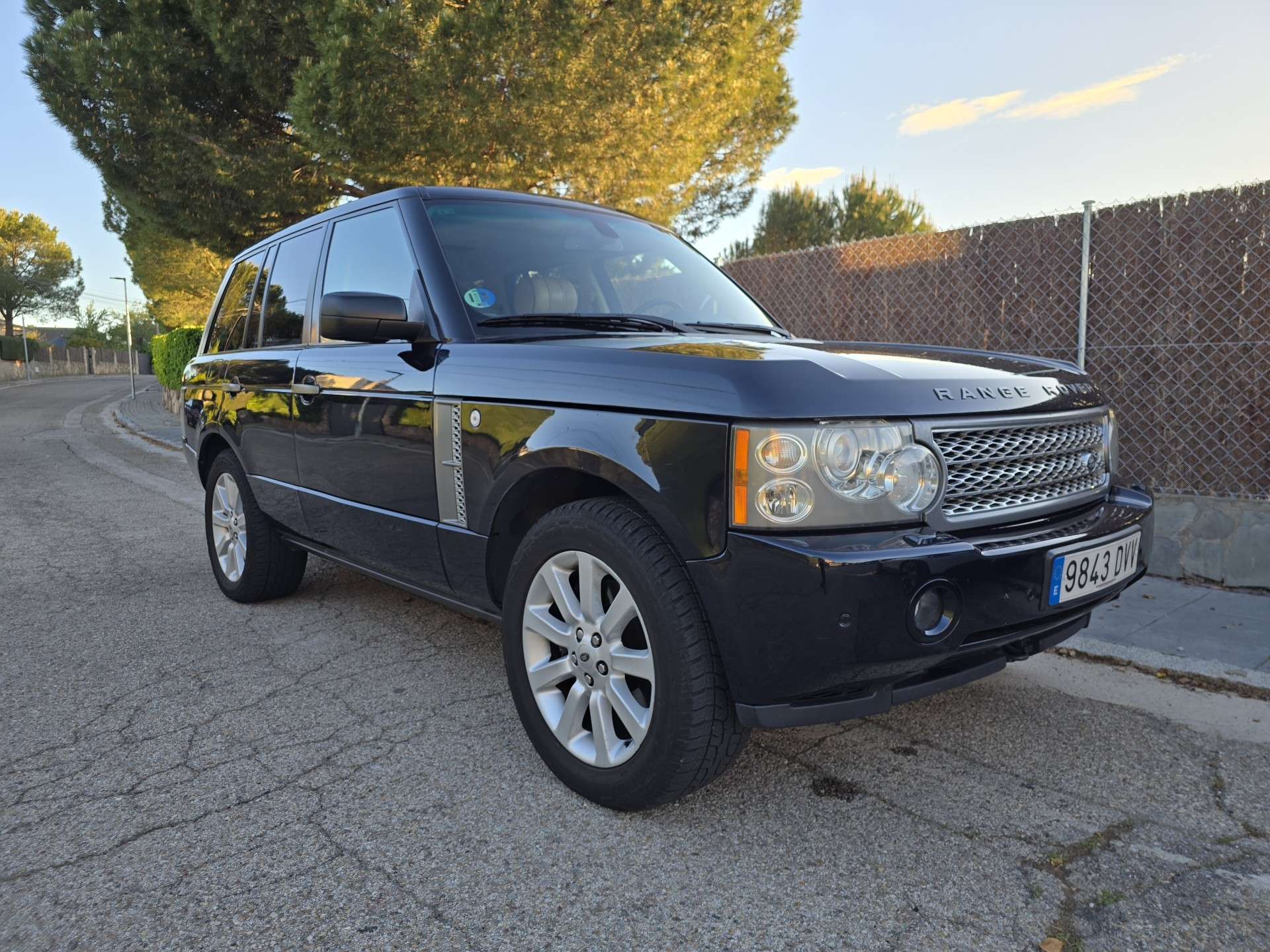 Land Rover Range Rover 4.2 V8 Supercharged Aut. - foto 1