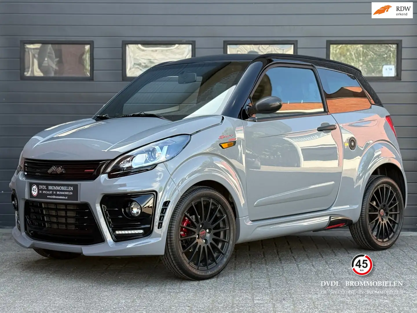 Ligier JS50L Sport Ultimate DCI Brommobiel AIRCO 2019 25d Gris - 1