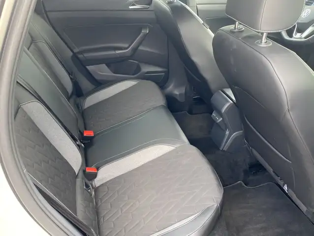 Volkswagen Taigo view 12