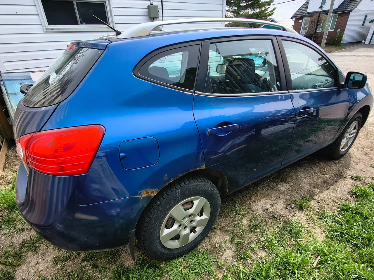 Nissan Rogue снимка Nissan Rogue