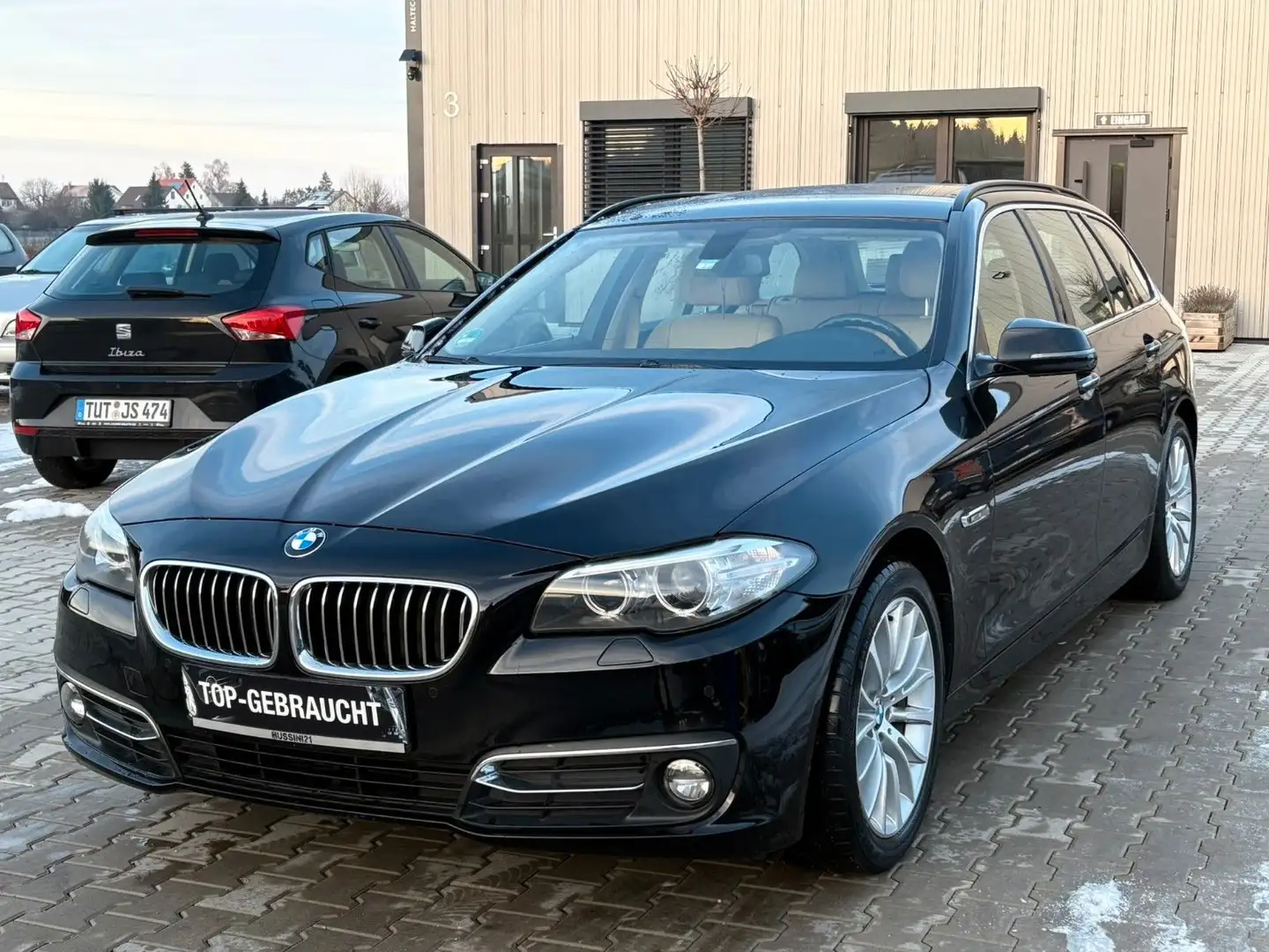 BMW 520 d Touring Luxury Line / Bi-Xenon / Leder Schwarz - 2