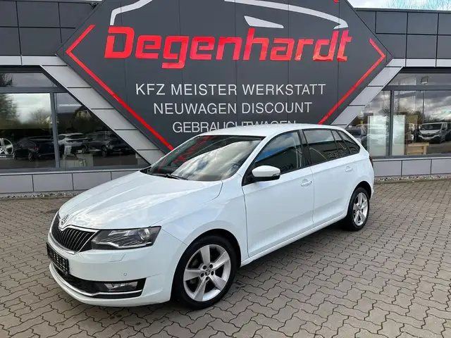 Skoda Rapid/Spaceback Spaceback 1.4 TDI Clever DSG NAVI AHK