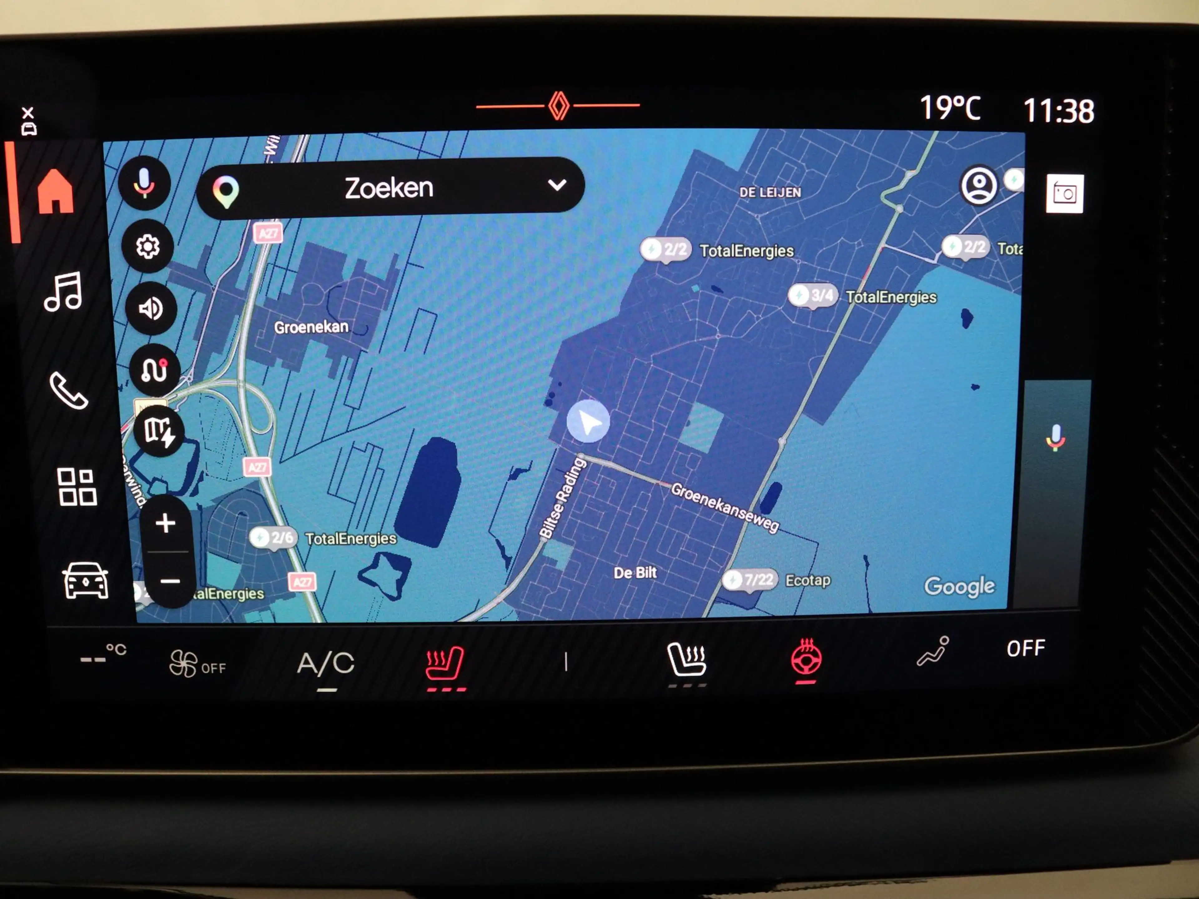 Renault R 5 Iconic comfort range 52 kWh "Signature Stam" Apple — photo 20
