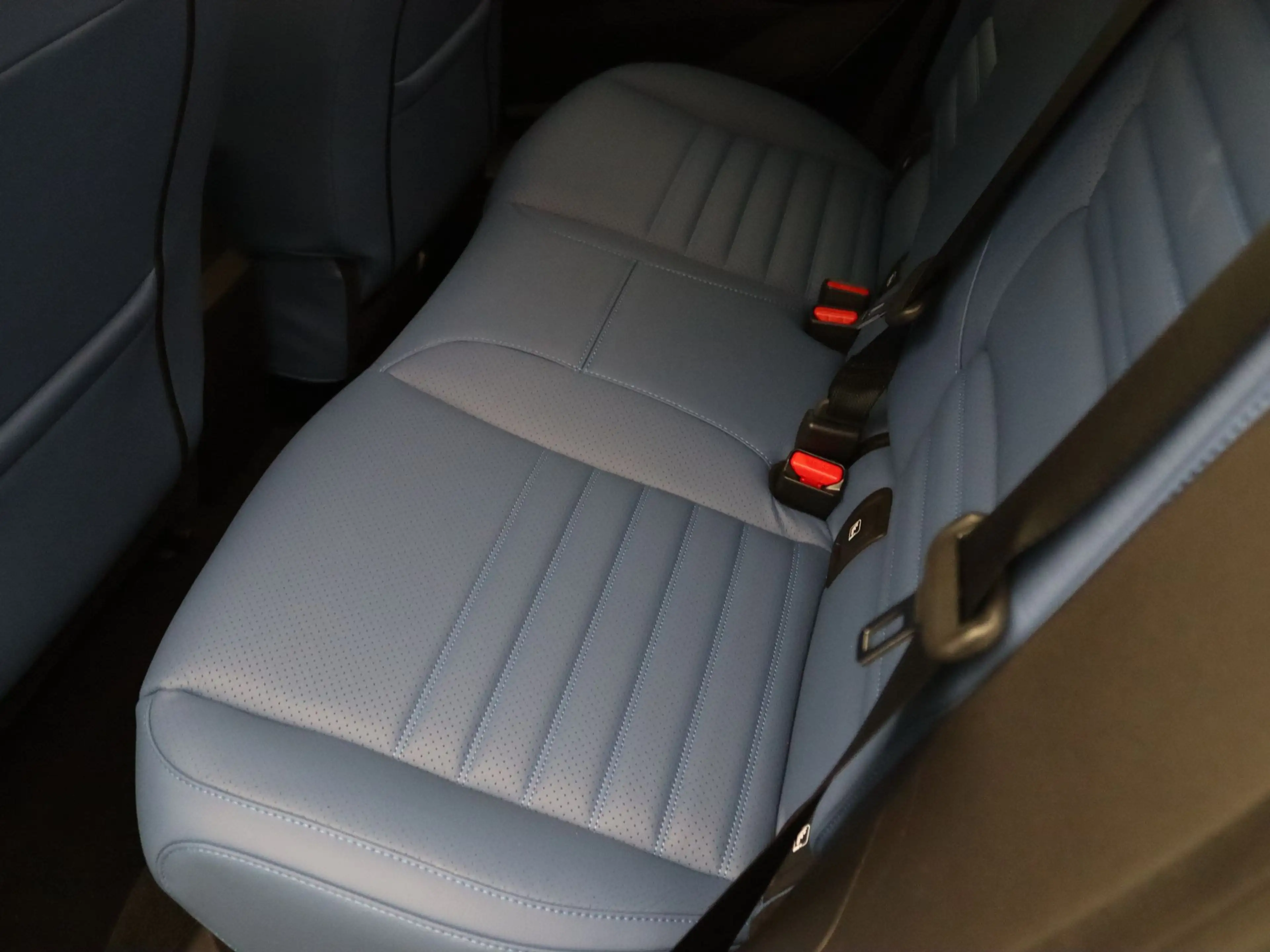 Renault R 5 Iconic comfort range 52 kWh "Signature Stam" Apple — photo 8