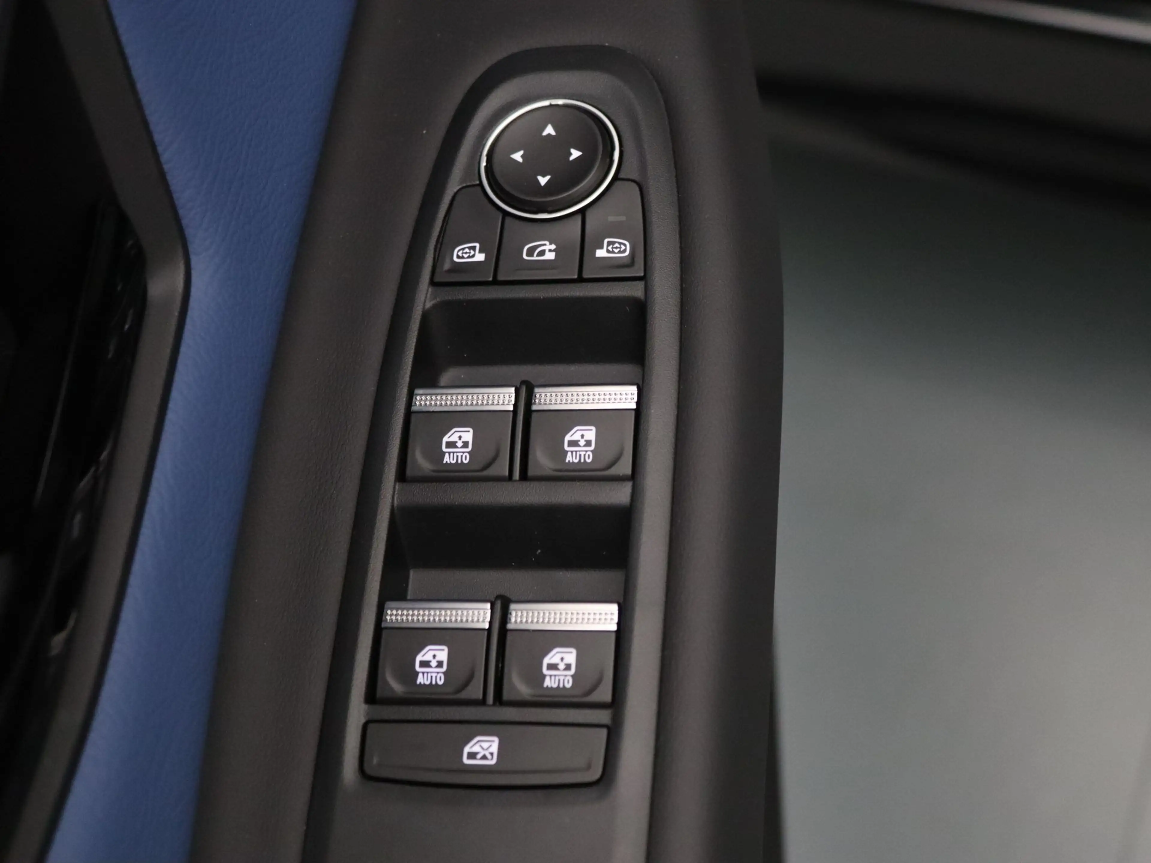 Renault R 5 Iconic comfort range 52 kWh "Signature Stam" Apple — photo 34