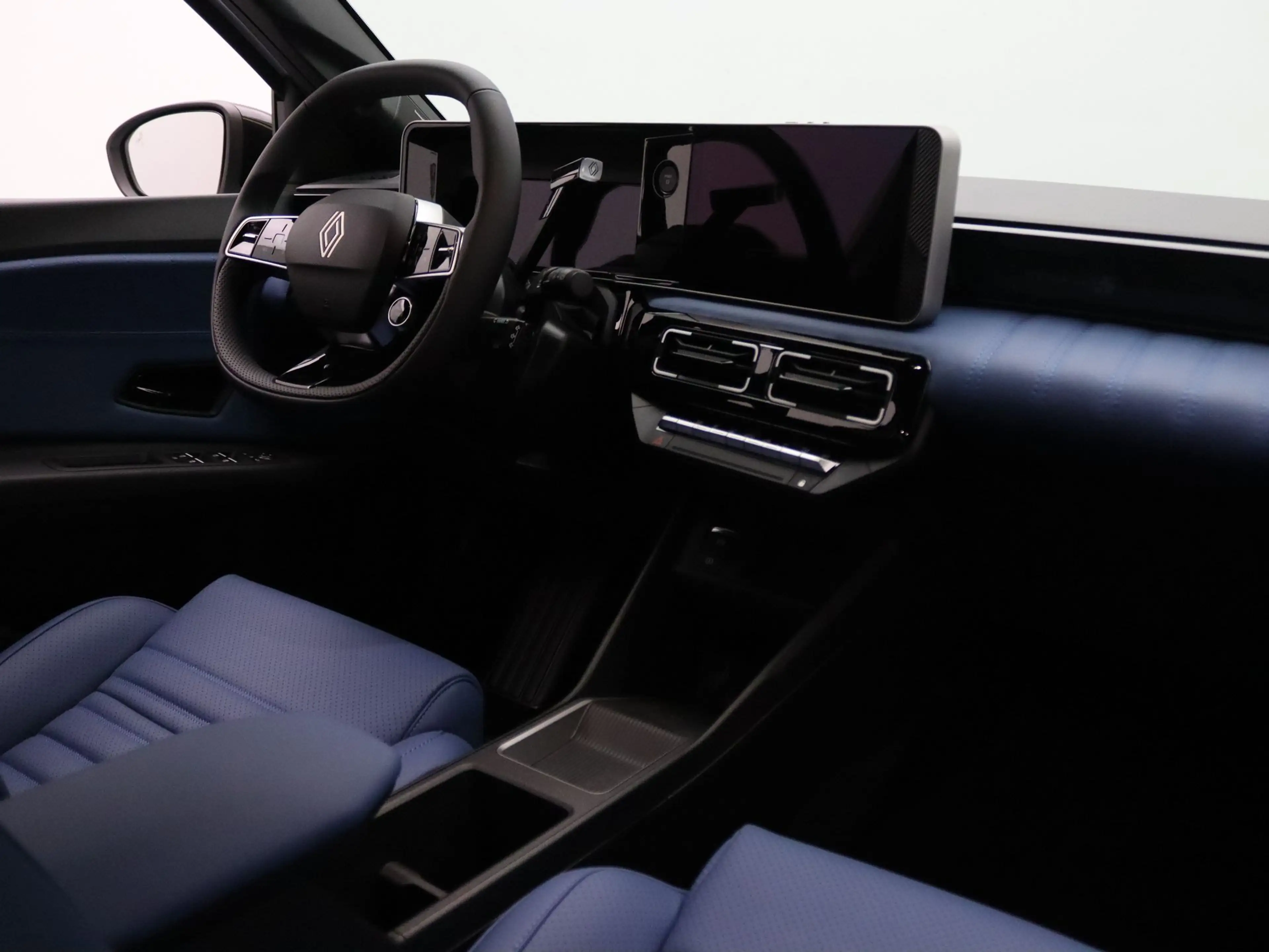 Renault R 5 Iconic comfort range 52 kWh "Signature Stam" Apple — photo 5