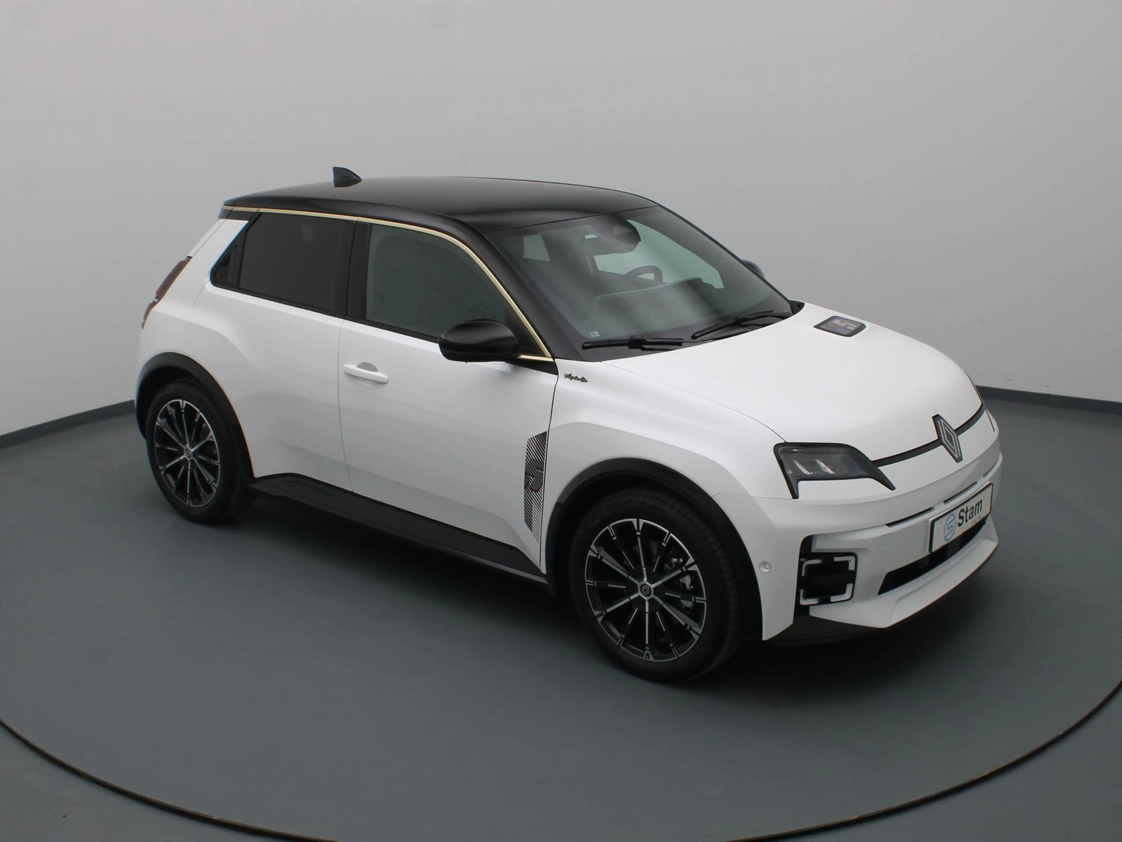 Renault R 5 Iconic comfort range 52 kWh "Signature Stam" Apple — photo 14