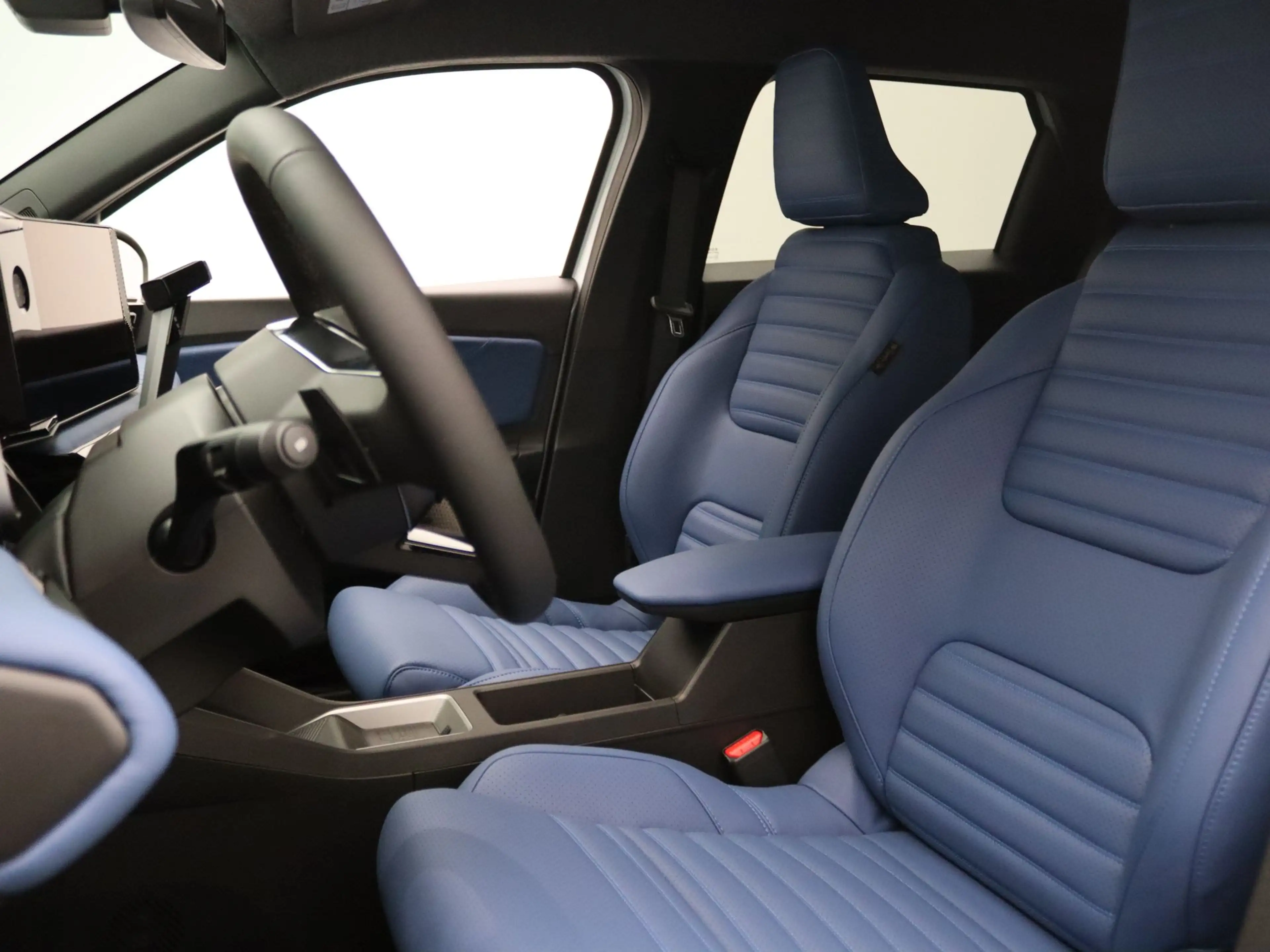 Renault R 5 Iconic comfort range 52 kWh "Signature Stam" Apple — photo 3