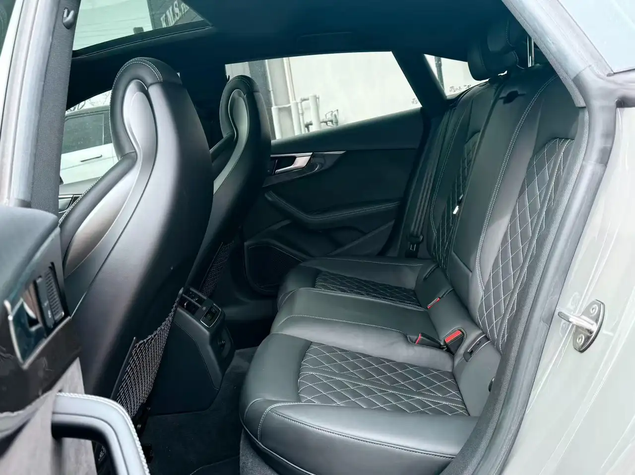 Audi S5 снимка Audi S5