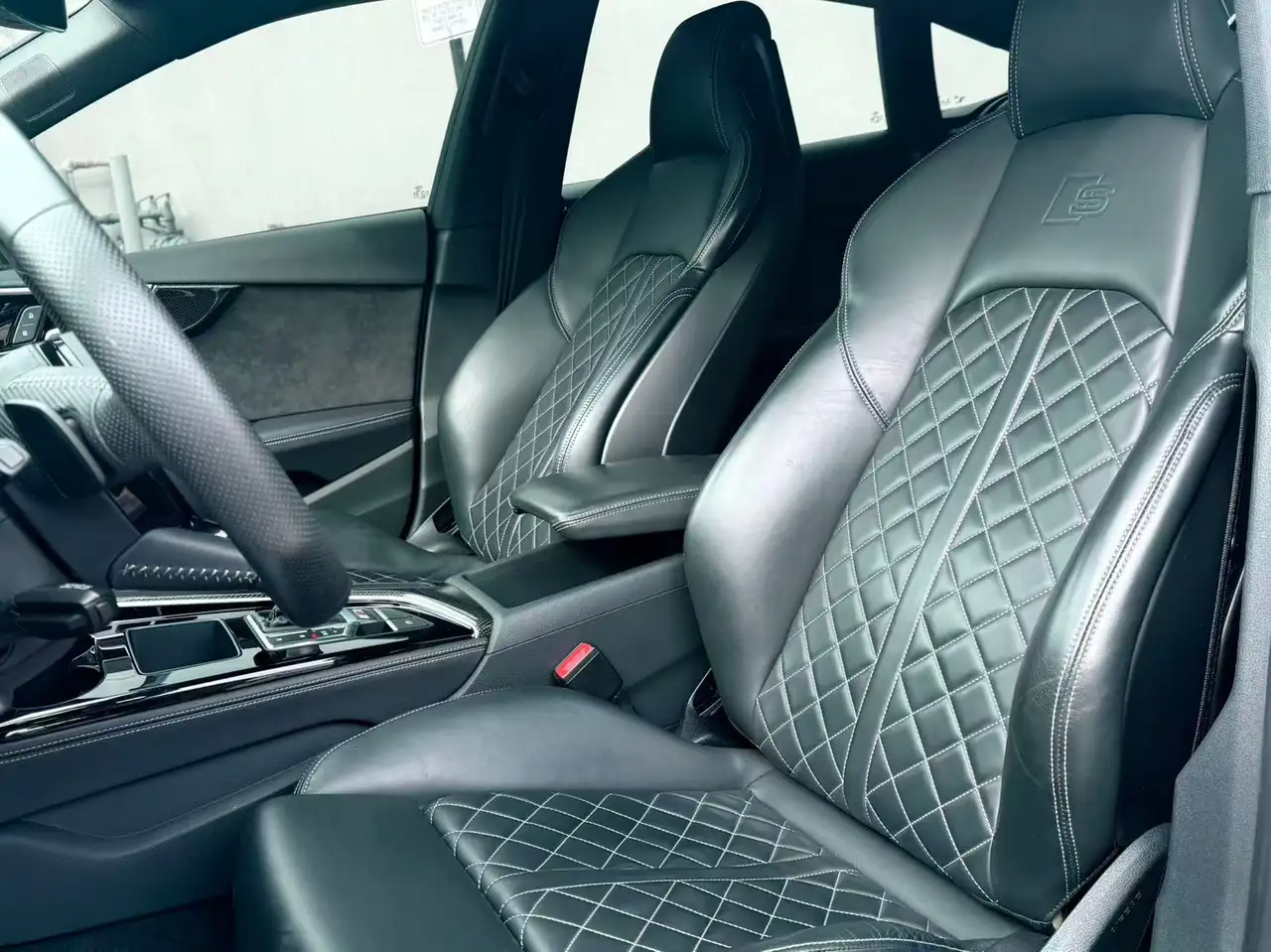 Audi S5 снимка Audi S5