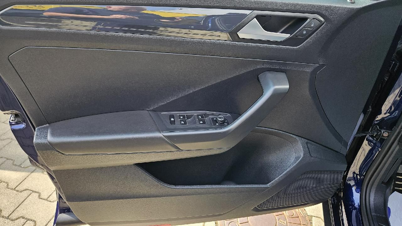 Volkswagen T-Roc Sport R-Line AHK/Navi/ACC/Kamera/Spurwechs — photo 15