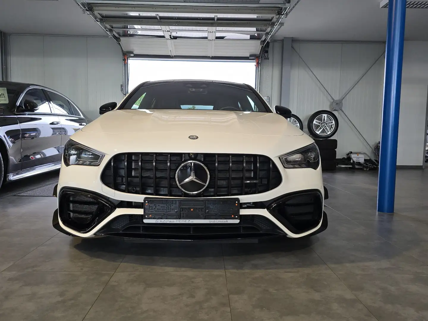 Mercedes-Benz CLA 45 AMG S 4Matic+ Shooting B Speedsh 8G-DCT Line Premium Weiß - 1