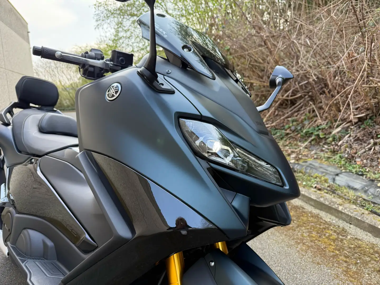 Yamaha TMAX 560 TechMax / 2900km / Etat comme neuf ! Noir - 2