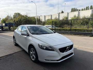 V40 1.6 D2