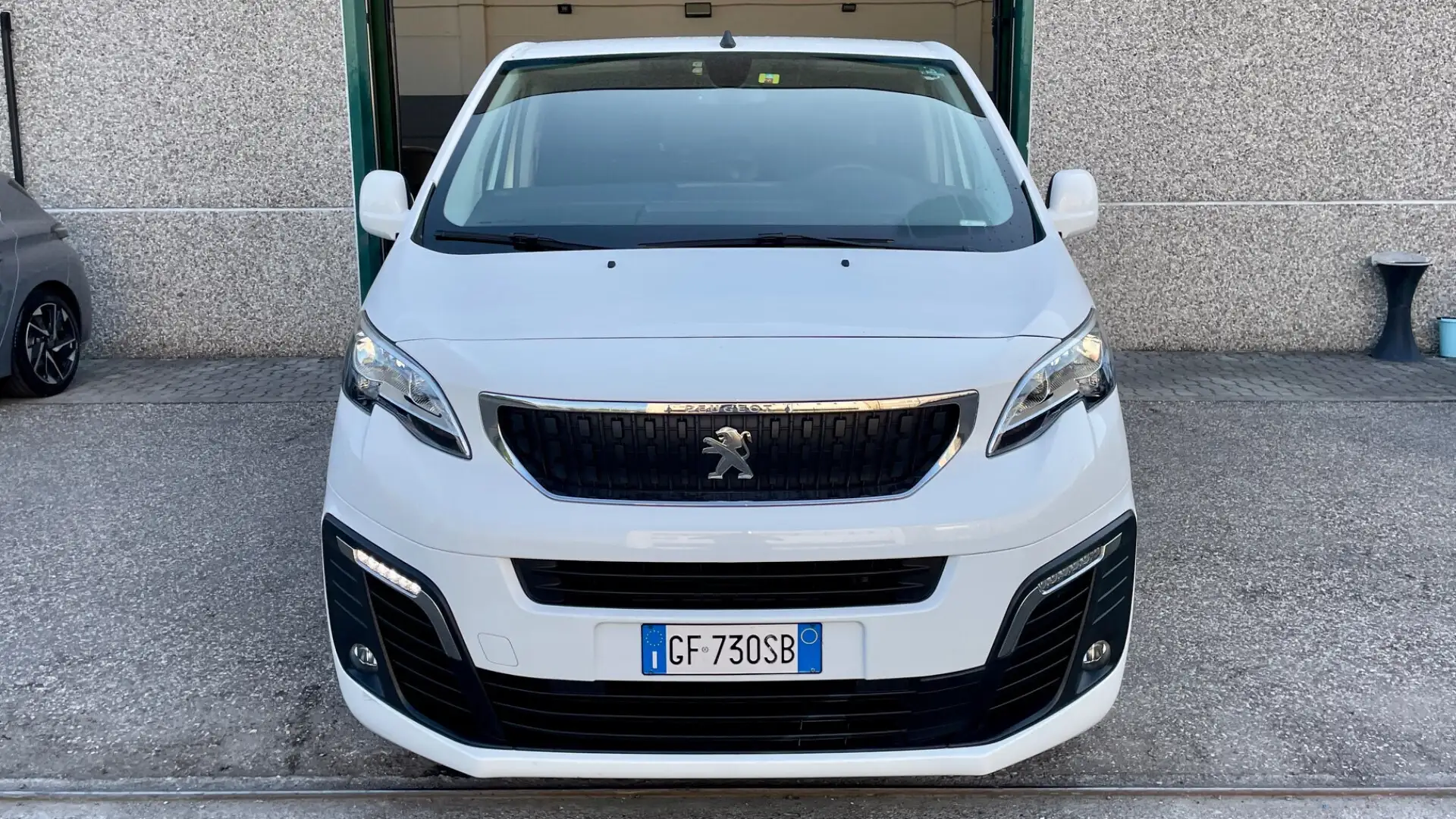 Peugeot Traveller PEUGEOT TRAVELLER 2.0 BLUEHDI LONG ACTIVE 144CV - Bianco - 2