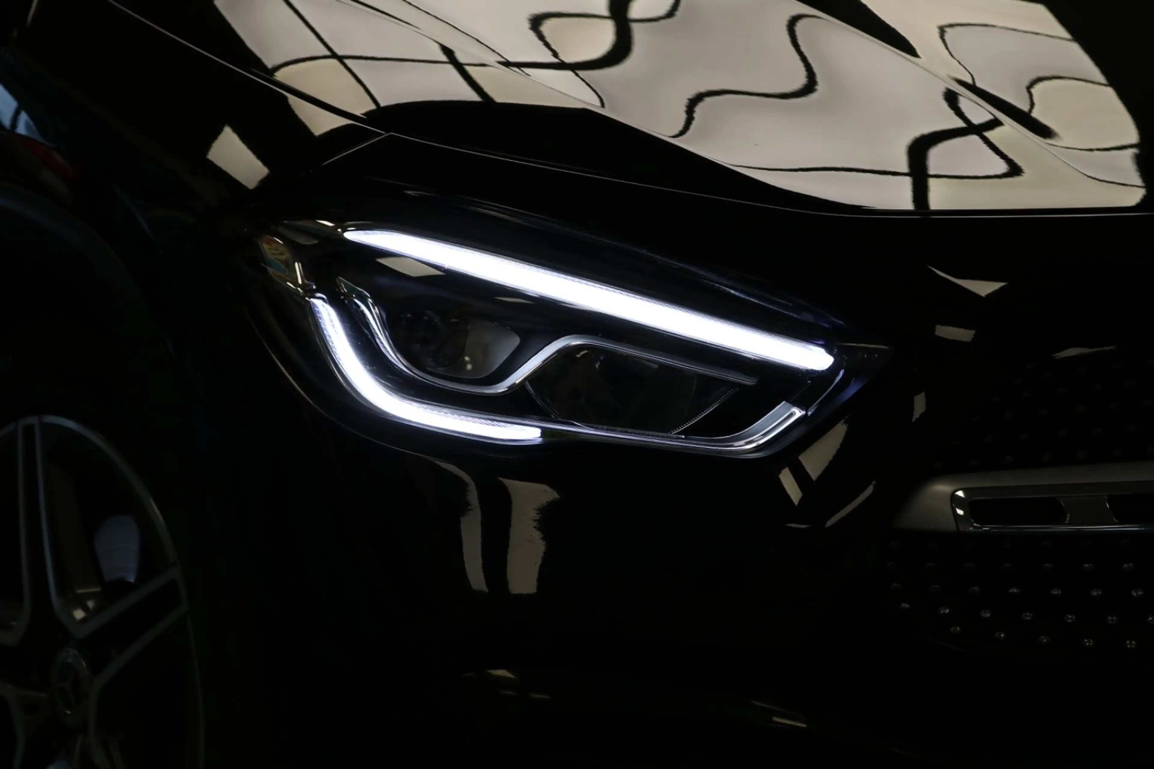 Mercedes-Benz GLA 200 AMG LINE/ NAVI/LEDER/PDC/ALCANTARA — photo 5