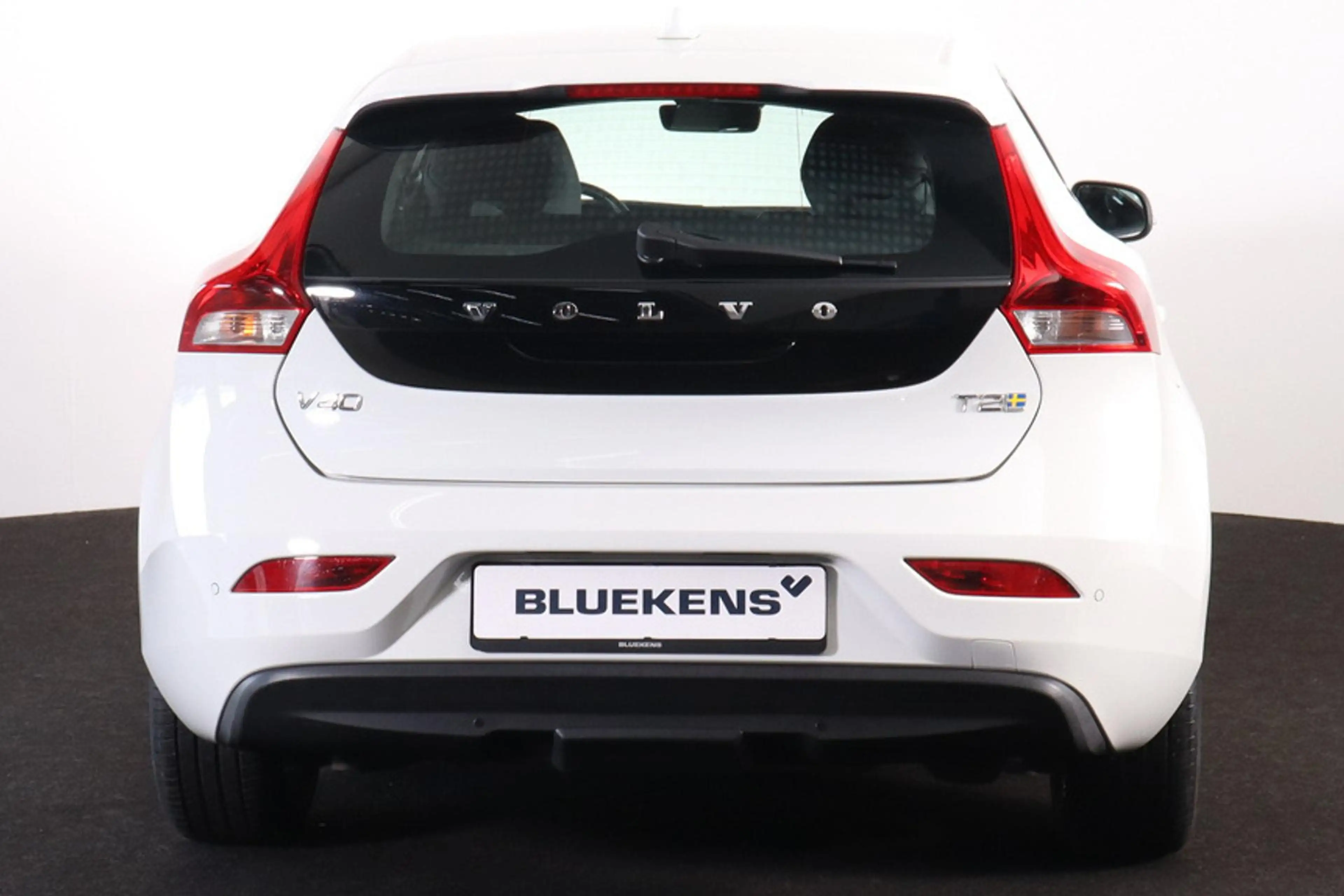 Volvo V40 T2 Edition Plus - AUTOMAAT - Verwarmde voorstoelen — photo 4
