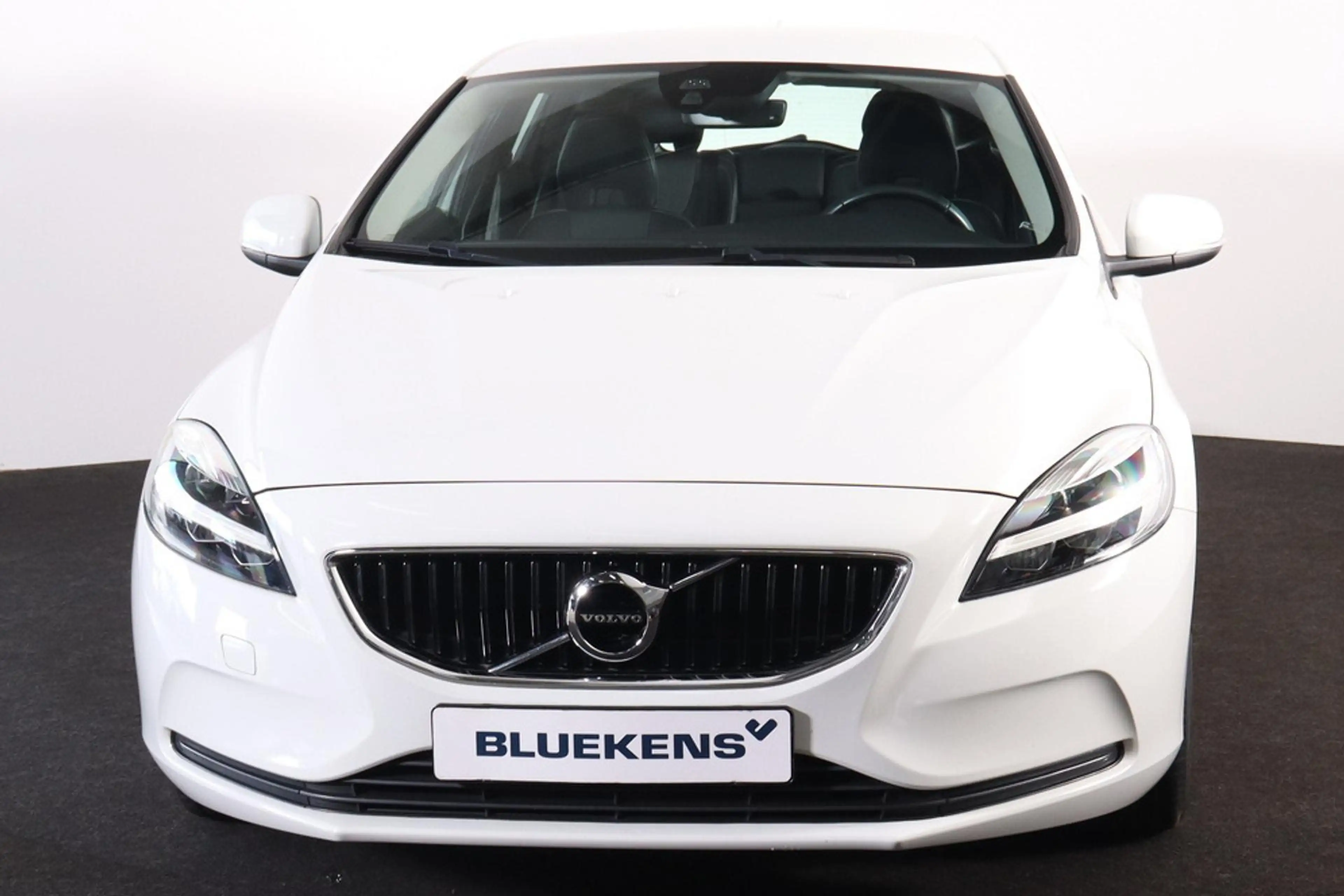 Volvo V40 T2 Edition Plus - AUTOMAAT - Verwarmde voorstoelen — photo 2
