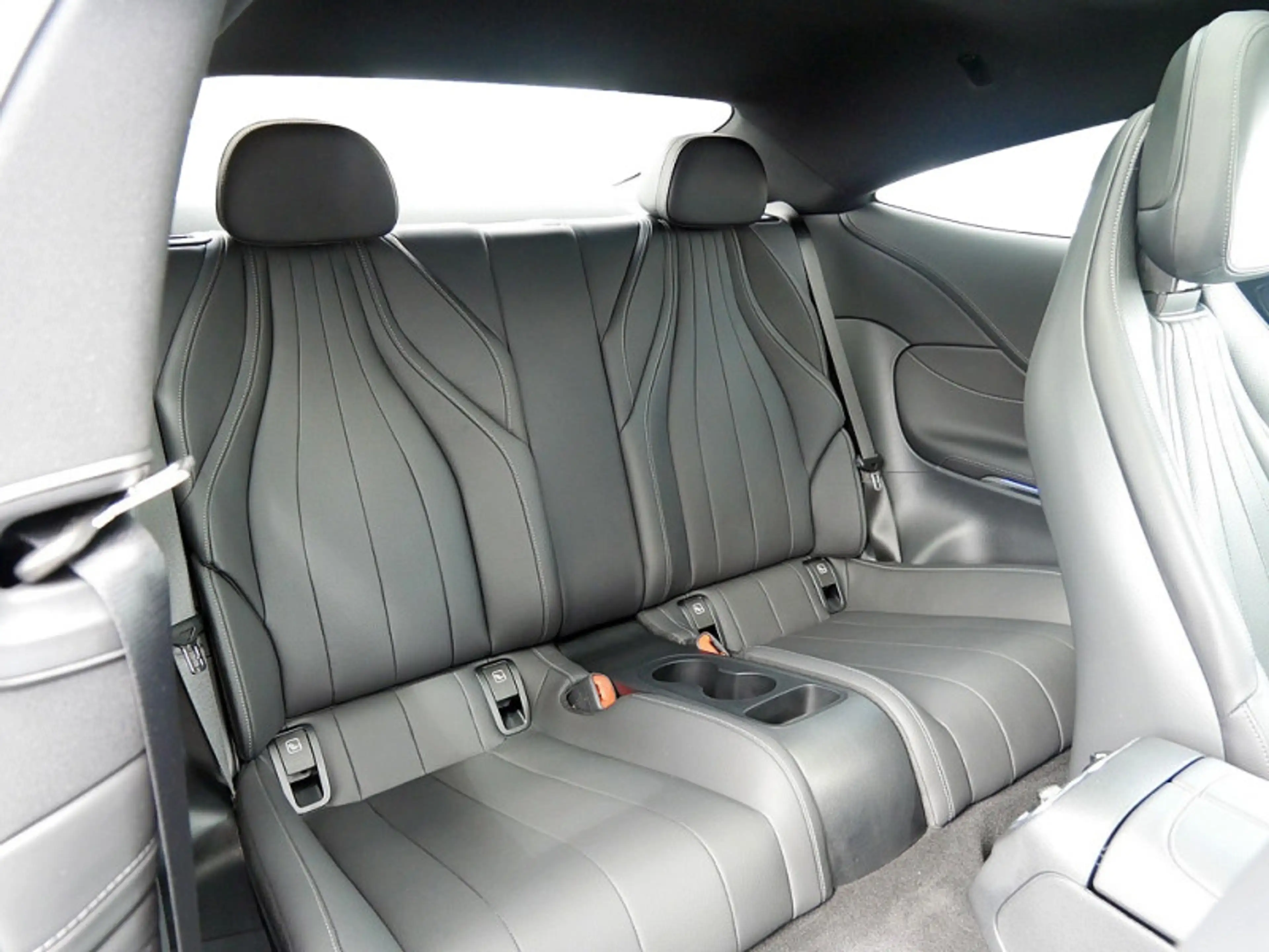 Mercedes-Benz CLE 450 4M Coupé AMG BURM NIGHT MEMO 360 DISTR — photo 8